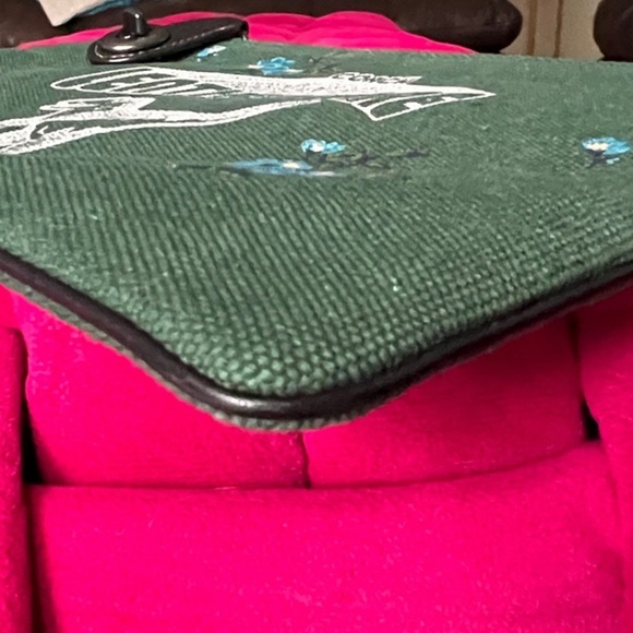 Coach Rexy Turnlock Pouch 26-Like New - Picture 7 of 13